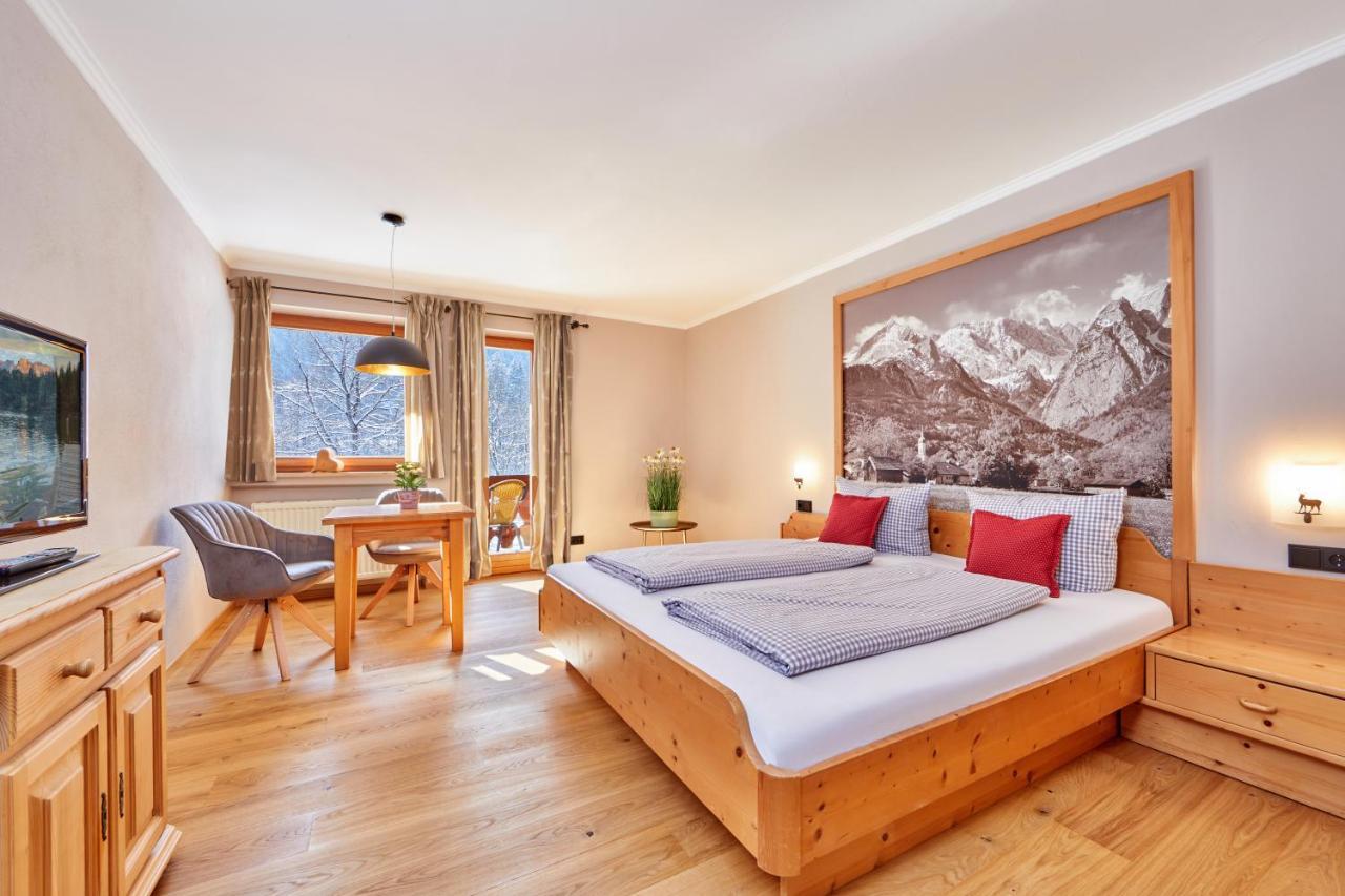 Gaestehaus Brandnerhof Garmisch-Partenkirchen Exterior foto